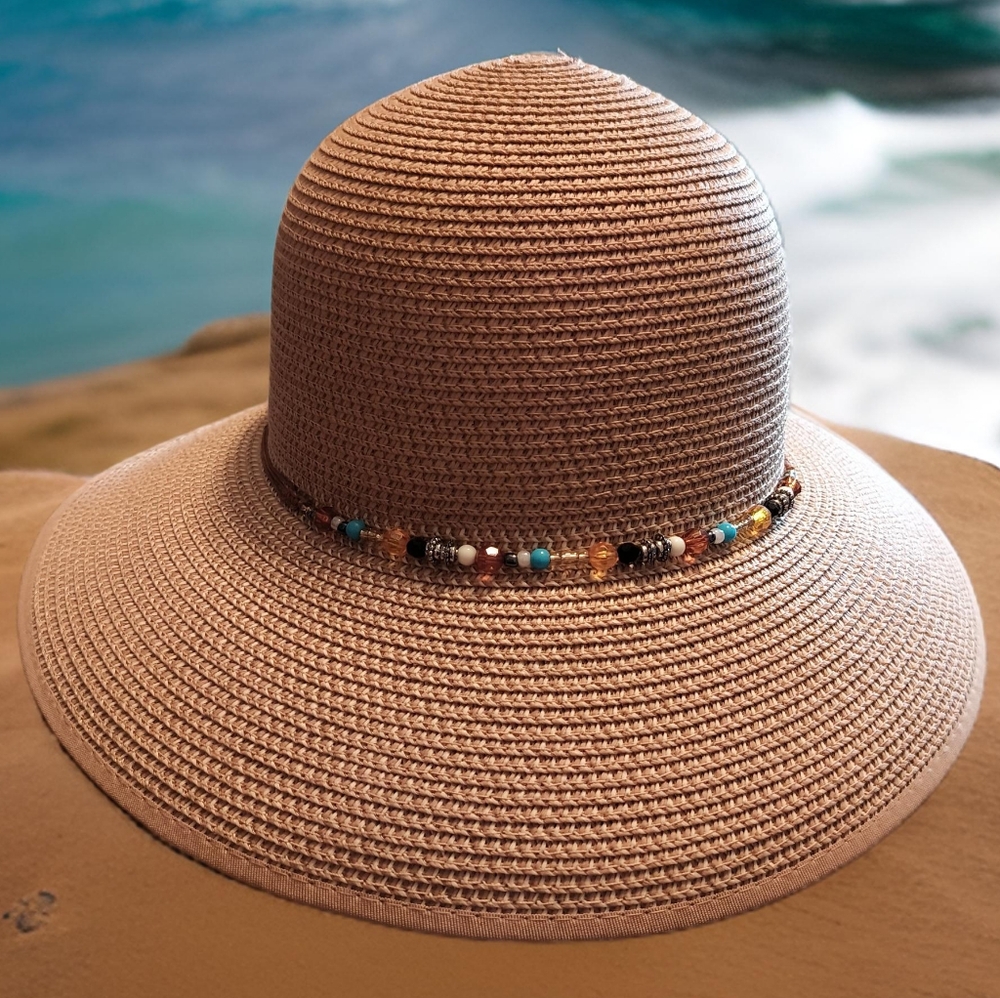 🥳Host Pick🥳 NEW Ladies Magid Hats Packable Sun Hat; Bead Detail; UPF50+; toast